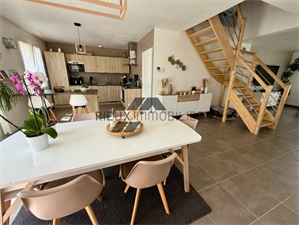 propriete à la vente -   60190  ESTREES SAINT DENIS, surface 103 m2 vente propriete - UBI474707078